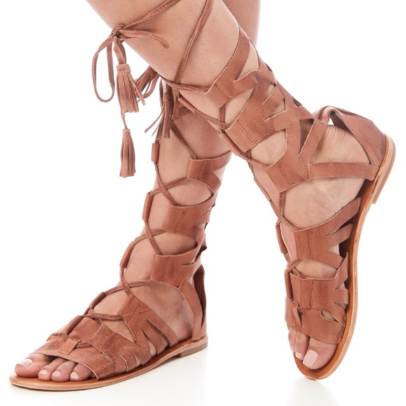 Free People Shoes - Free People Tall Gladiator Strap Flat Sandals Tan Taupe 38 EU 8 US Beach Coastal